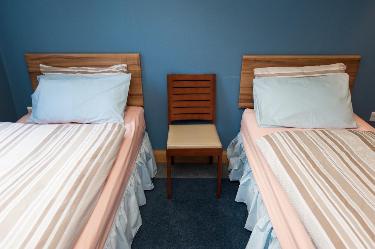 Russell Scott Backpackers Hostel リーズ エクステリア 写真