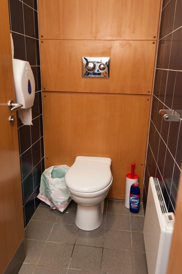Russell Scott Backpackers Hostel リーズ エクステリア 写真